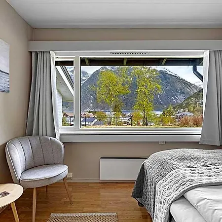 호텔 Eidfjord Hotel 에이드피오르드