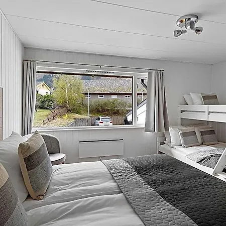 Eidfjord Hotel 호텔 2*